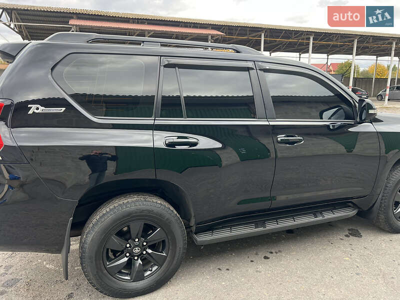 Внедорожник / Кроссовер Toyota Land Cruiser Prado 2019 в Полтаве