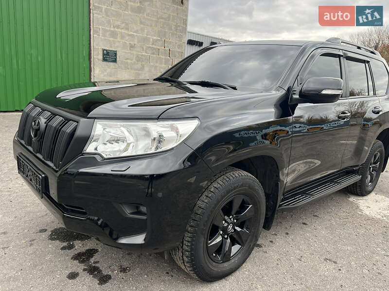 Внедорожник / Кроссовер Toyota Land Cruiser Prado 2019 в Полтаве