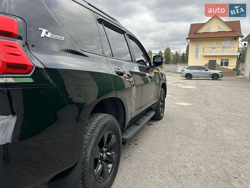 Внедорожник / Кроссовер Toyota Land Cruiser Prado 2019 в Полтаве