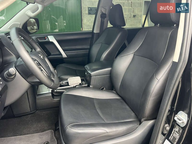 Внедорожник / Кроссовер Toyota Land Cruiser Prado 2019 в Полтаве