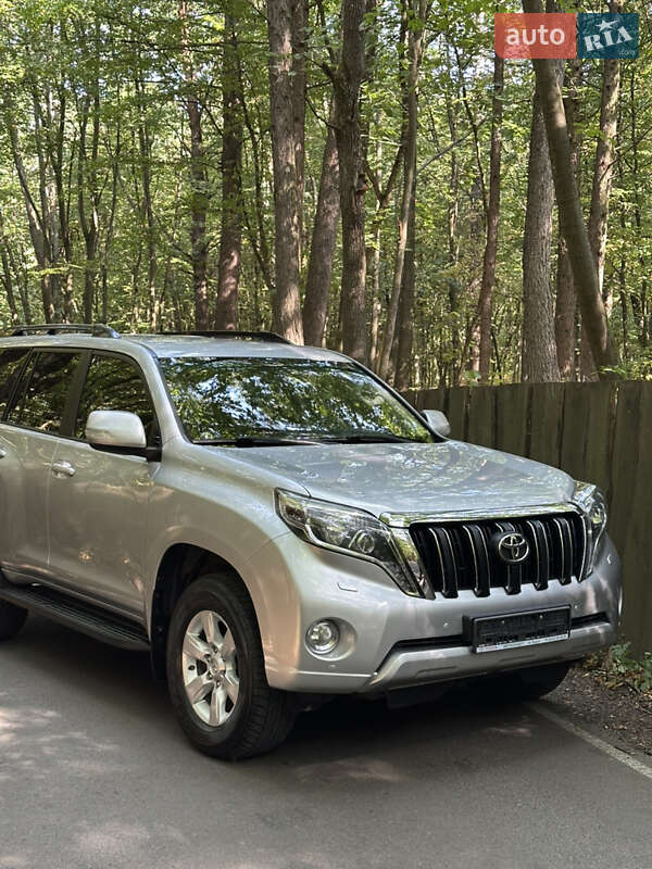 Позашляховик / Кросовер Toyota Land Cruiser Prado 2017 в Луцьку фото 33 Позашляховик / Кросовер Toyota Land Cruiser Prado 2017 в Луцьку