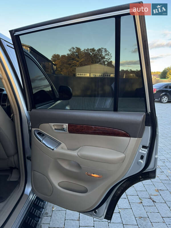 Внедорожник / Кроссовер Toyota Land Cruiser Prado 2006 в Львове