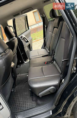Внедорожник / Кроссовер Toyota Land Cruiser Prado 2021 в 