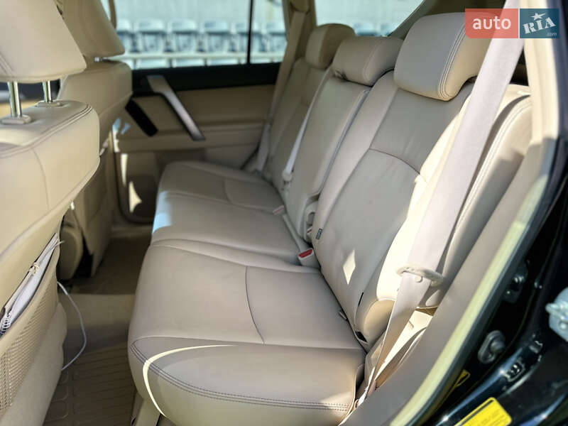 Внедорожник / Кроссовер Toyota Land Cruiser Prado 2017 в Одессе фото 41 Внедорожник / Кроссовер Toyota Land Cruiser Prado 2017 в Одессе