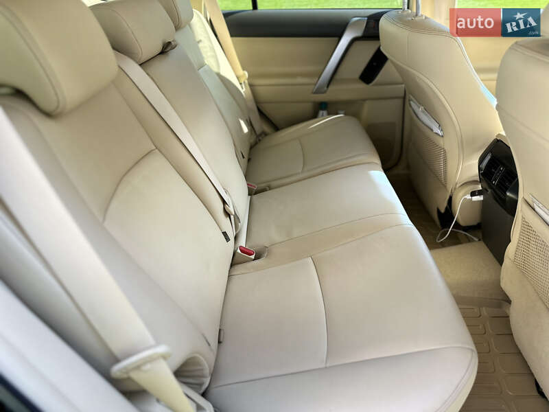 Внедорожник / Кроссовер Toyota Land Cruiser Prado 2017 в Одессе фото 48 Внедорожник / Кроссовер Toyota Land Cruiser Prado 2017 в Одессе