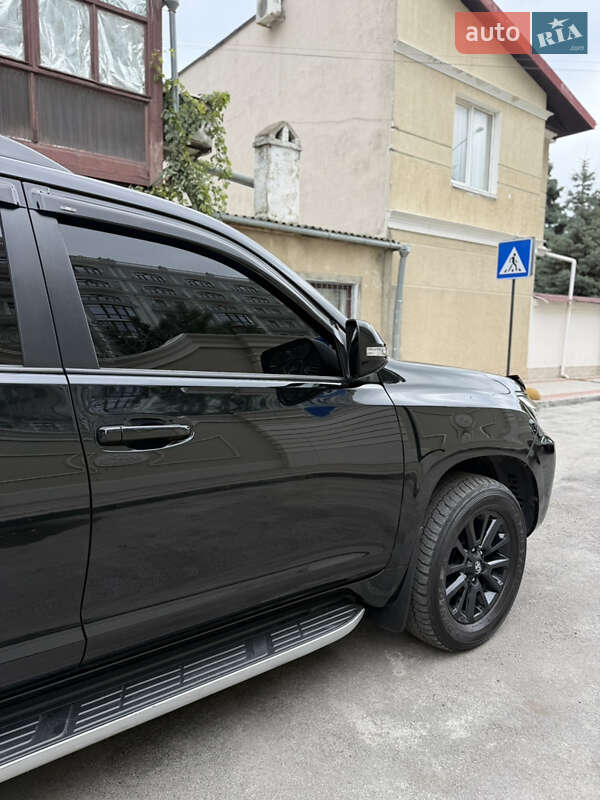 Внедорожник / Кроссовер Toyota Land Cruiser Prado 2022 в Одессе