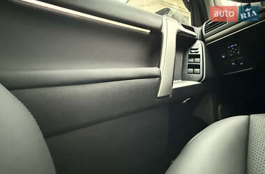 Внедорожник / Кроссовер Toyota Land Cruiser Prado 2022 в 