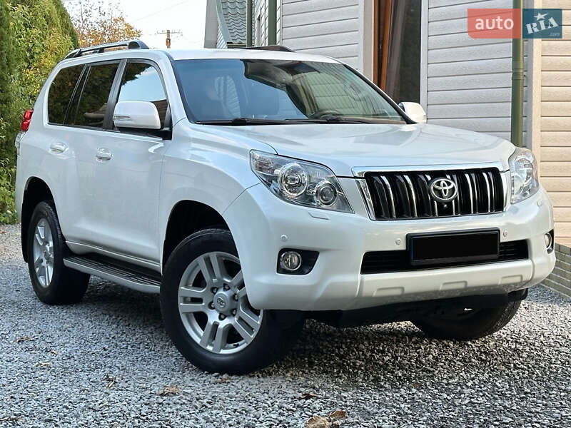 Внедорожник / Кроссовер Toyota Land Cruiser Prado 2013 в Кельменцах