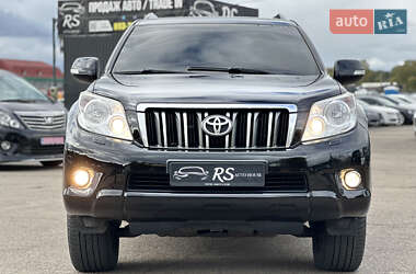 Внедорожник / Кроссовер Toyota Land Cruiser Prado 2012 в 