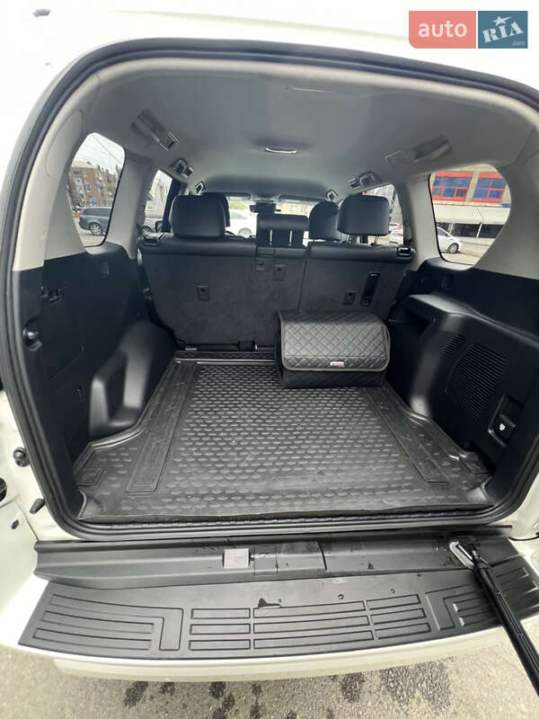 Внедорожник / Кроссовер Toyota Land Cruiser Prado 2019 в Днепре фото 16 Внедорожник / Кроссовер Toyota Land Cruiser Prado 2019 в Днепре
