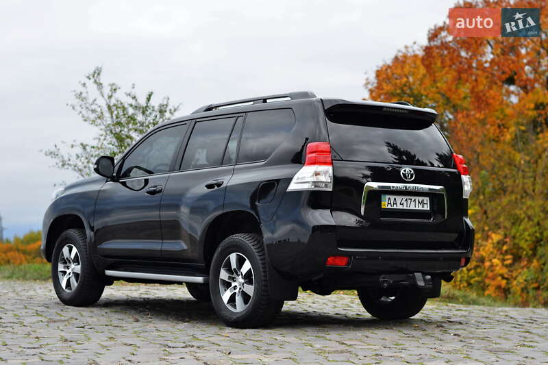 Позашляховик / Кросовер Toyota Land Cruiser Prado 2012 в Житомирі