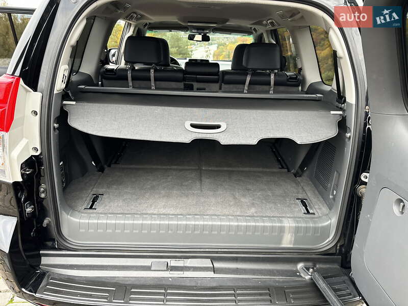 Позашляховик / Кросовер Toyota Land Cruiser Prado 2012 в Житомирі