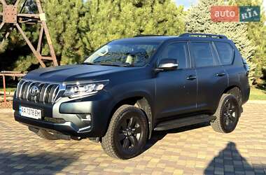 Внедорожник / Кроссовер Toyota Land Cruiser Prado 2019 в 