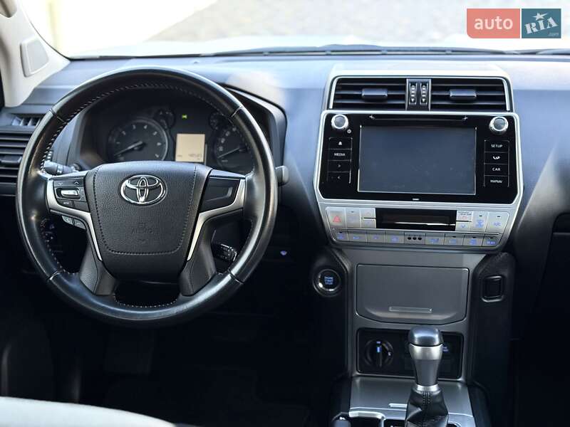 Внедорожник / Кроссовер Toyota Land Cruiser Prado 2019 в Днепре фото 22 Внедорожник / Кроссовер Toyota Land Cruiser Prado 2019 в Днепре