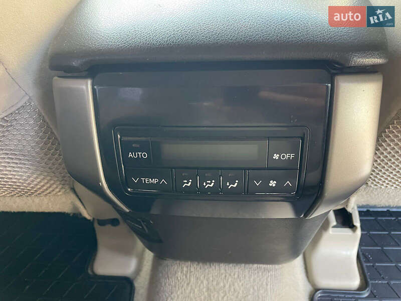 Внедорожник / Кроссовер Toyota Land Cruiser Prado 2011 в Черновцах фото 30 Внедорожник / Кроссовер Toyota Land Cruiser Prado 2011 в Черновцах