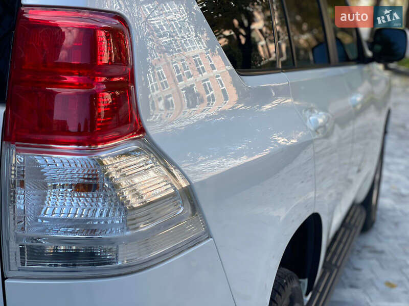 Внедорожник / Кроссовер Toyota Land Cruiser Prado 2011 в Черновцах фото 12 Внедорожник / Кроссовер Toyota Land Cruiser Prado 2011 в Черновцах