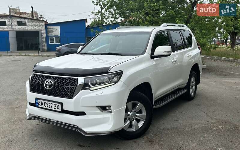 Toyota Land Cruiser Prado 2019