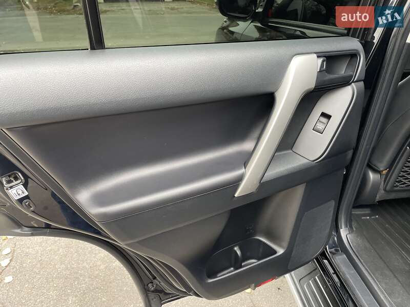 Позашляховик / Кросовер Toyota Land Cruiser Prado 2019 в Вінниці фото 34 Позашляховик / Кросовер Toyota Land Cruiser Prado 2019 в Вінниці