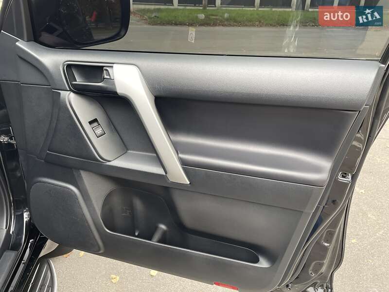 Позашляховик / Кросовер Toyota Land Cruiser Prado 2019 в Вінниці фото 52 Позашляховик / Кросовер Toyota Land Cruiser Prado 2019 в Вінниці