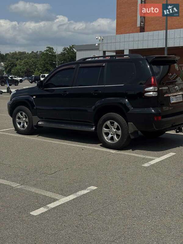 Позашляховик / Кросовер Toyota Land Cruiser Prado 2006 в Броварах
