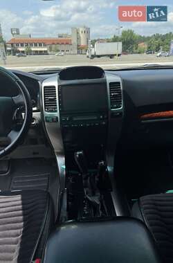 Позашляховик / Кросовер Toyota Land Cruiser Prado 2006 в  фото 7 Позашляховик / Кросовер Toyota Land Cruiser Prado 2006 в