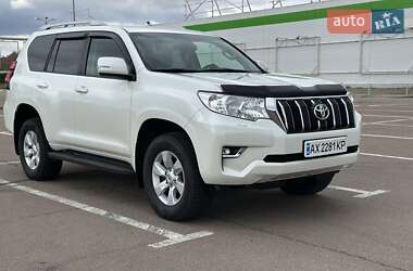 Позашляховик / Кросовер Toyota Land Cruiser Prado 2019 в 