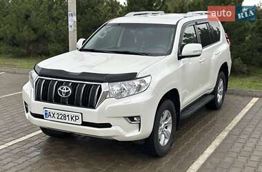 Позашляховик / Кросовер Toyota Land Cruiser Prado 2019 в 
