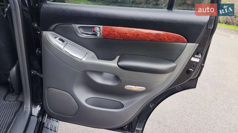 Позашляховик / Кросовер Toyota Land Cruiser Prado 2007 в Кривому Розі фото 25 Позашляховик / Кросовер Toyota Land Cruiser Prado 2007 в Кривому Розі