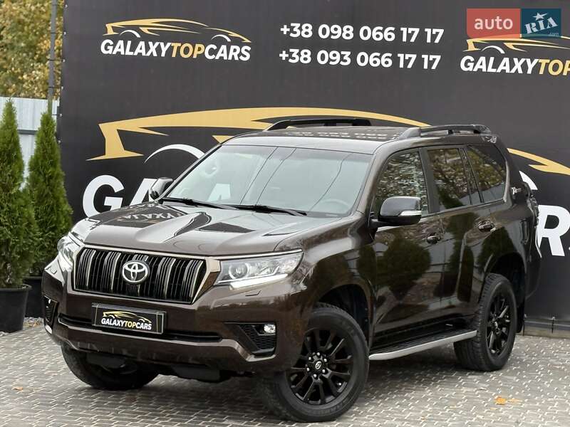 Позашляховик / Кросовер Toyota Land Cruiser Prado 2022 в 