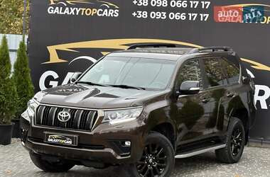 Позашляховик / Кросовер Toyota Land Cruiser Prado 2022 в 