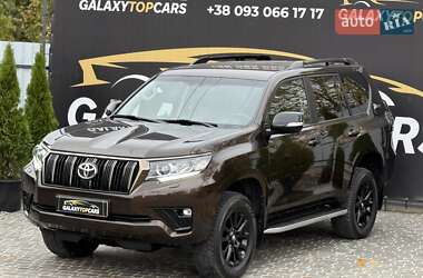 Позашляховик / Кросовер Toyota Land Cruiser Prado 2022 в 