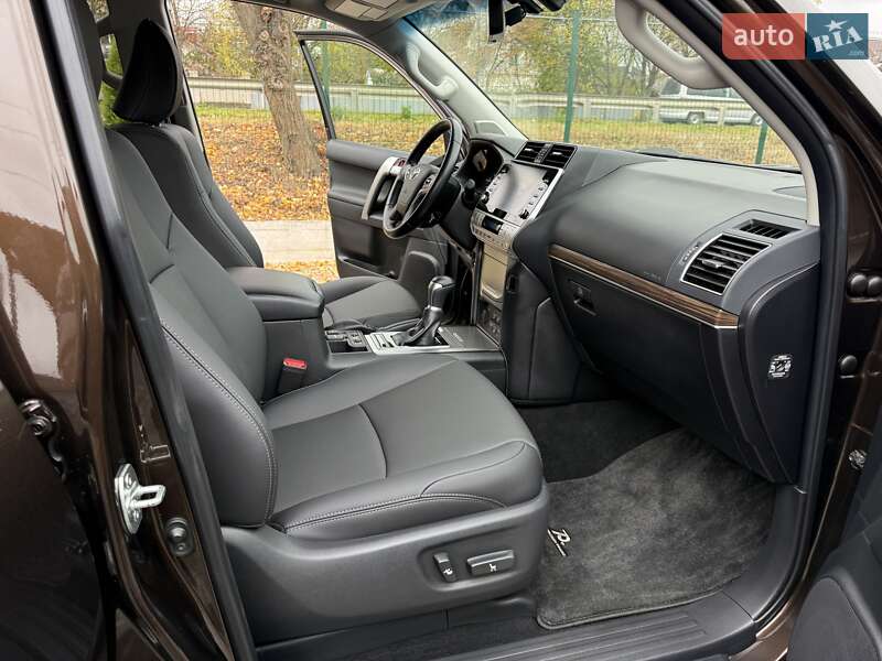 Внедорожник / Кроссовер Toyota Land Cruiser Prado 2022 в Виннице