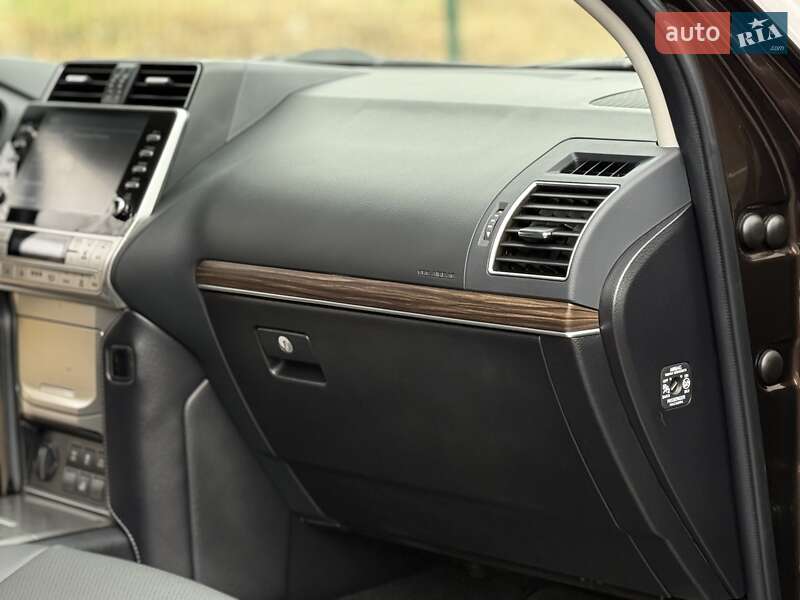 Внедорожник / Кроссовер Toyota Land Cruiser Prado 2022 в Виннице