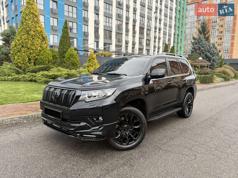 Toyota Land Cruiser Prado 2021