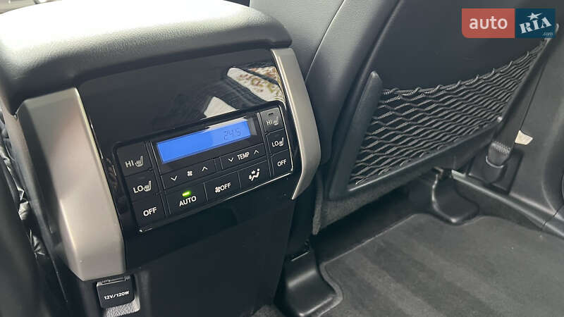 Внедорожник / Кроссовер Toyota Land Cruiser Prado 2018 в Тернополе фото 36 Внедорожник / Кроссовер Toyota Land Cruiser Prado 2018 в Тернополе