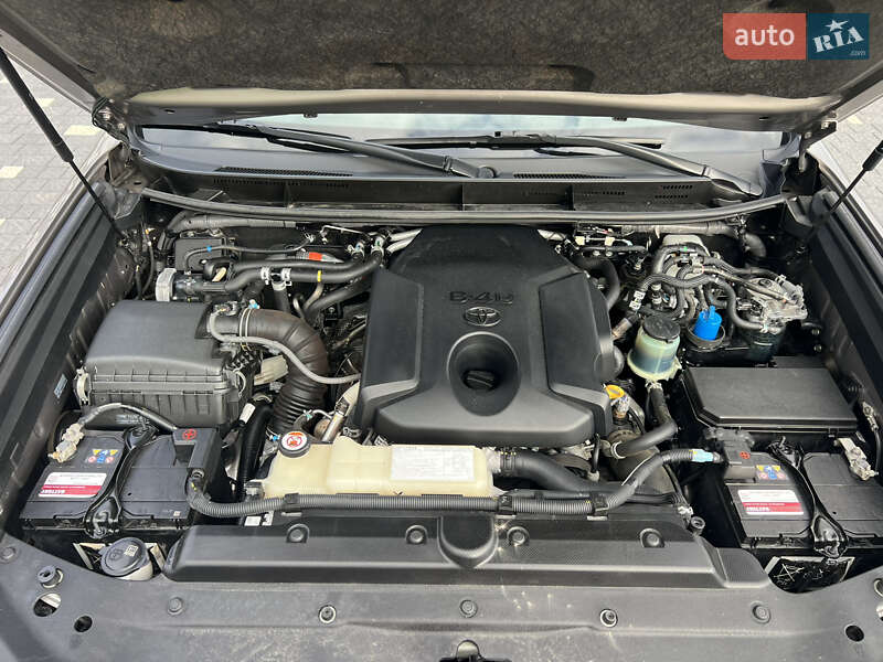 Позашляховик / Кросовер Toyota Land Cruiser Prado 2018 в Ужгороді фото 24 Позашляховик / Кросовер Toyota Land Cruiser Prado 2018 в Ужгороді