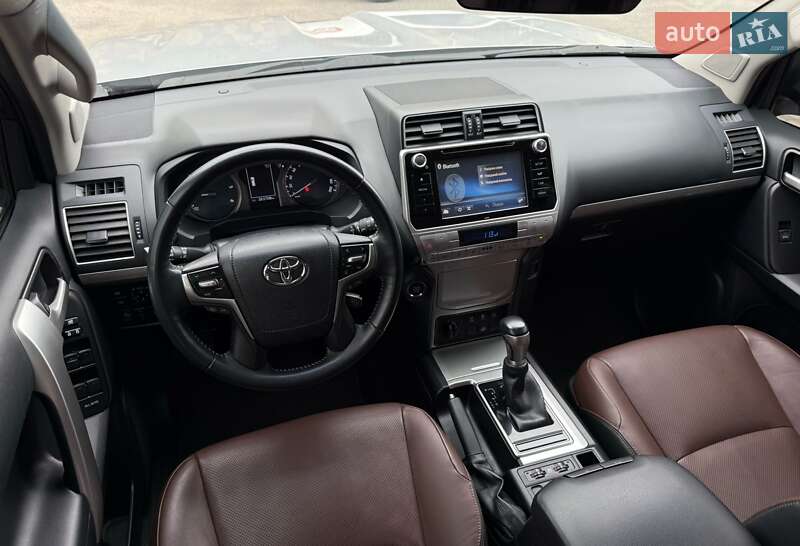 Внедорожник / Кроссовер Toyota Land Cruiser Prado 2018 в Тернополе фото 108 Внедорожник / Кроссовер Toyota Land Cruiser Prado 2018 в Тернополе