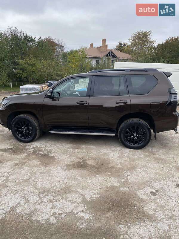 Внедорожник / Кроссовер Toyota Land Cruiser Prado 2020 в Крыжополе фото 10 Внедорожник / Кроссовер Toyota Land Cruiser Prado 2020 в Крыжополе