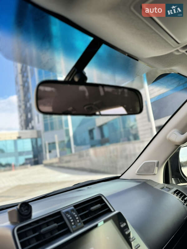 Внедорожник / Кроссовер Toyota Land Cruiser Prado 2023 в Харькове