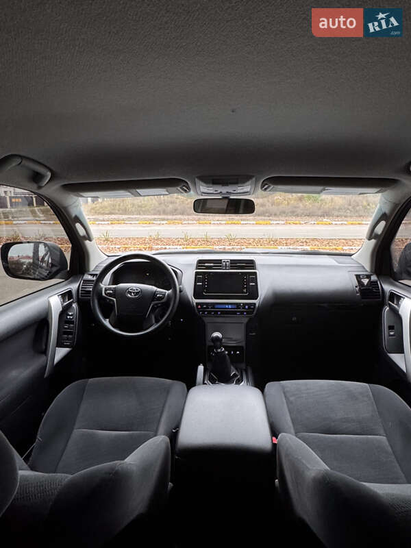 Внедорожник / Кроссовер Toyota Land Cruiser Prado 2019 в Киеве