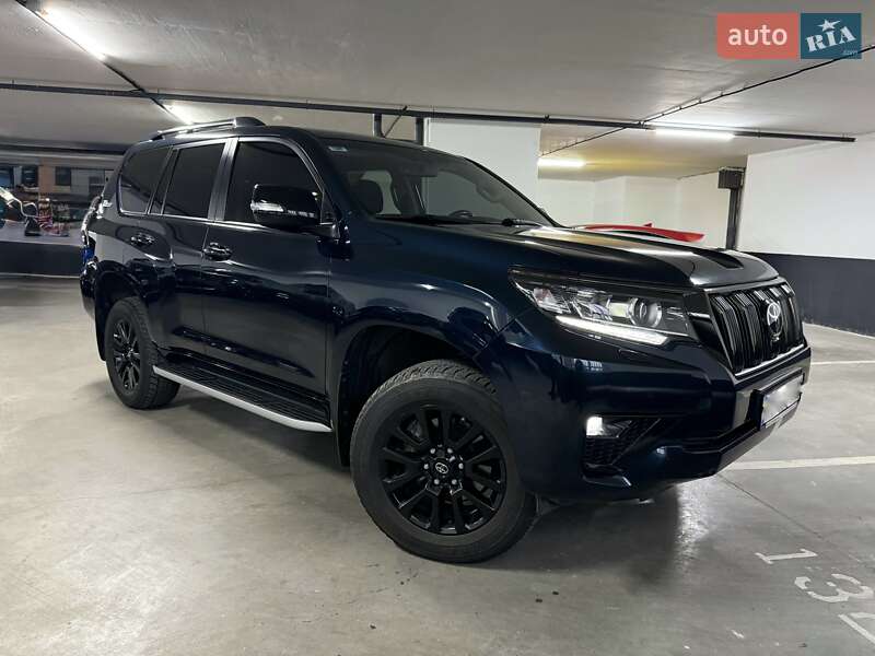 Toyota Land Cruiser Prado 2021