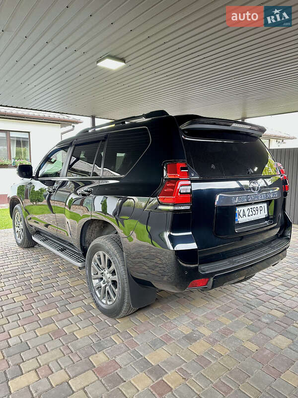 Позашляховик / Кросовер Toyota Land Cruiser Prado 2018 в Києві