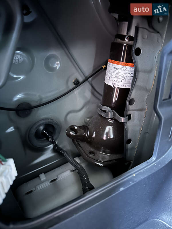 Позашляховик / Кросовер Toyota Land Cruiser Prado 2018 в Києві