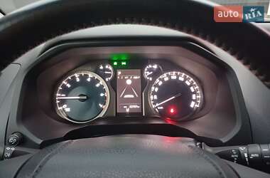 Внедорожник / Кроссовер Toyota Land Cruiser Prado 2022 в 