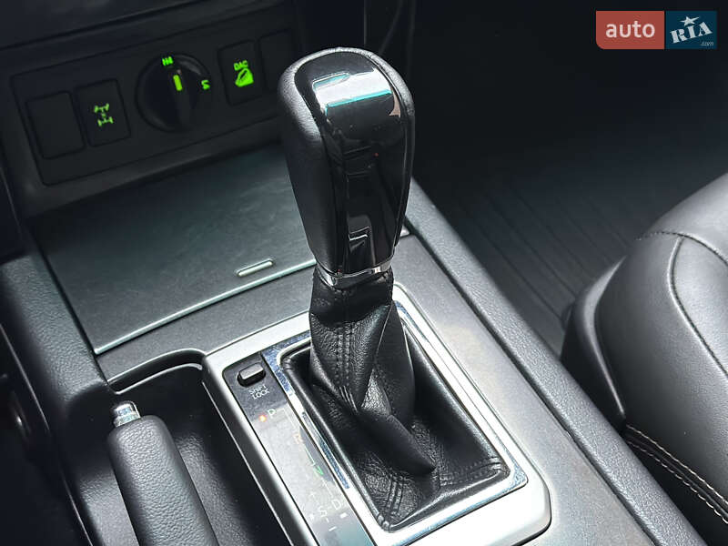 Позашляховик / Кросовер Toyota Land Cruiser Prado 2013 в Києві фото 31 Позашляховик / Кросовер Toyota Land Cruiser Prado 2013 в Києві