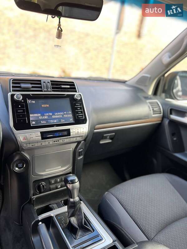 Позашляховик / Кросовер Toyota Land Cruiser Prado 2020 в Одесі фото 20 Позашляховик / Кросовер Toyota Land Cruiser Prado 2020 в Одесі