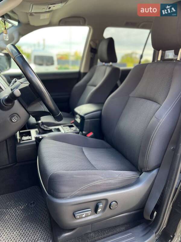Позашляховик / Кросовер Toyota Land Cruiser Prado 2020 в Одесі фото 23 Позашляховик / Кросовер Toyota Land Cruiser Prado 2020 в Одесі
