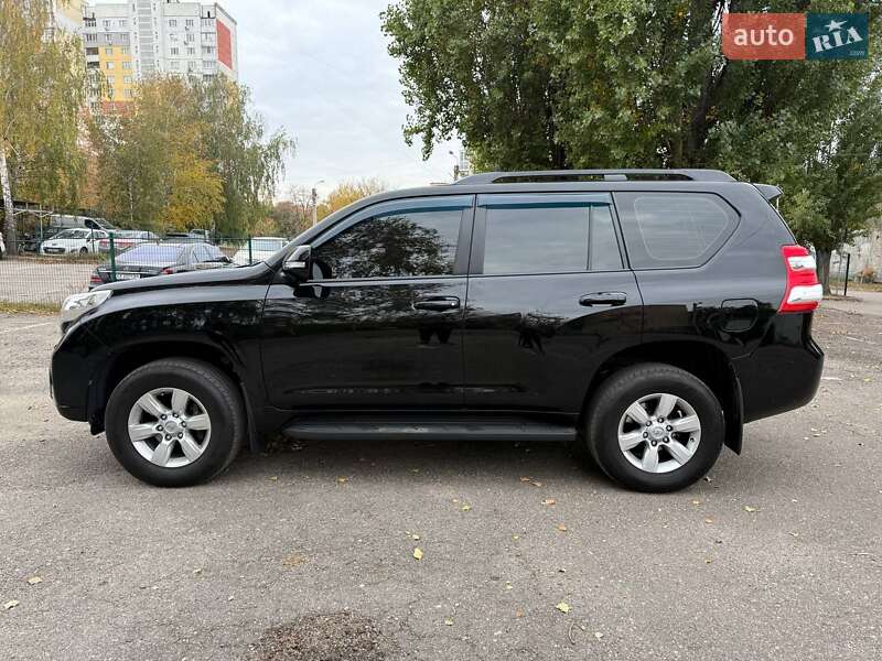 Позашляховик / Кросовер Toyota Land Cruiser Prado 2016 в Харкові фото 6 Позашляховик / Кросовер Toyota Land Cruiser Prado 2016 в Харкові