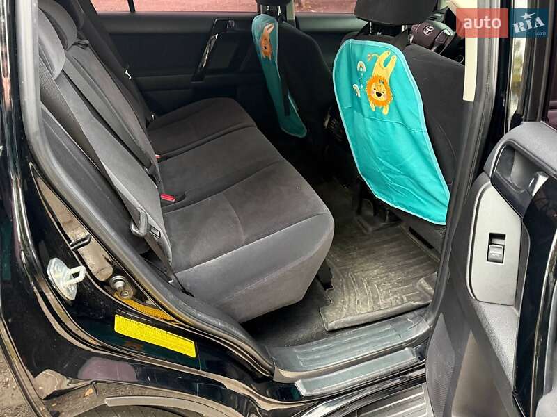 Позашляховик / Кросовер Toyota Land Cruiser Prado 2016 в Харкові фото 21 Позашляховик / Кросовер Toyota Land Cruiser Prado 2016 в Харкові