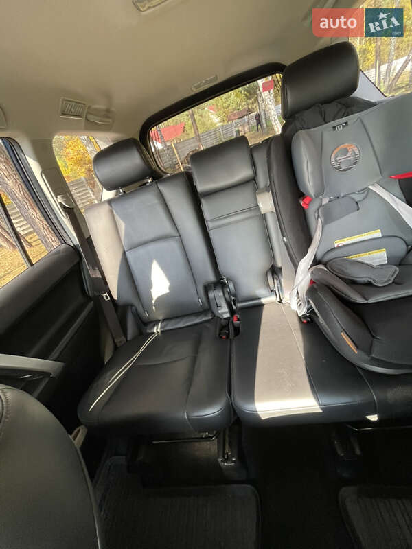 Позашляховик / Кросовер Toyota Land Cruiser Prado 2020 в Києві фото 9 Позашляховик / Кросовер Toyota Land Cruiser Prado 2020 в Києві